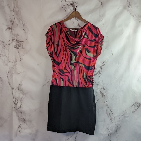 Trina Turk Silk Stretch Mini Dress Size 6 Small Cowl Pink Black Luci Stripe - Picture 2 of 11